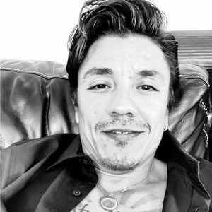 Meet your Posher, Hector rolando